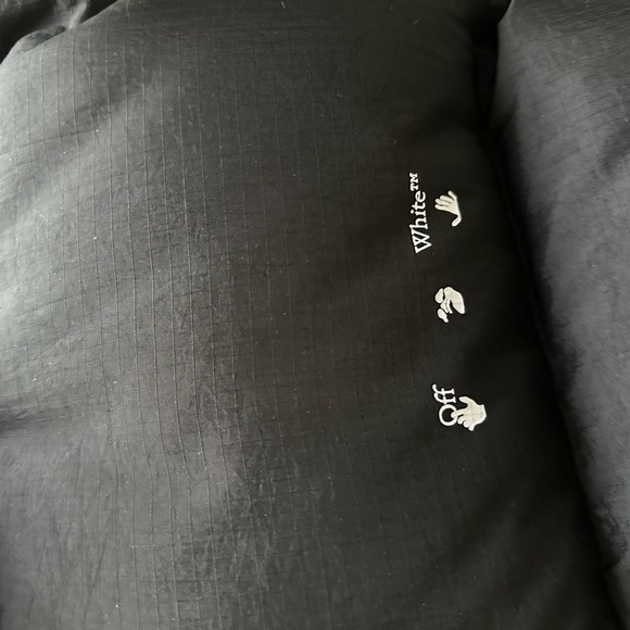 Off-white Downfilled Puffer Vest, unworn with Tags, size Medium.  Oversized fit. - Picture 3 of 4